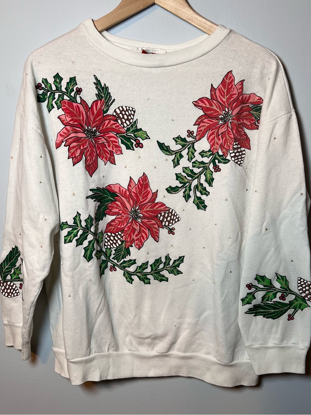 Vintage Christmas Poinsettia Crewneck Women’s M White Nutcracker Sweatshirt